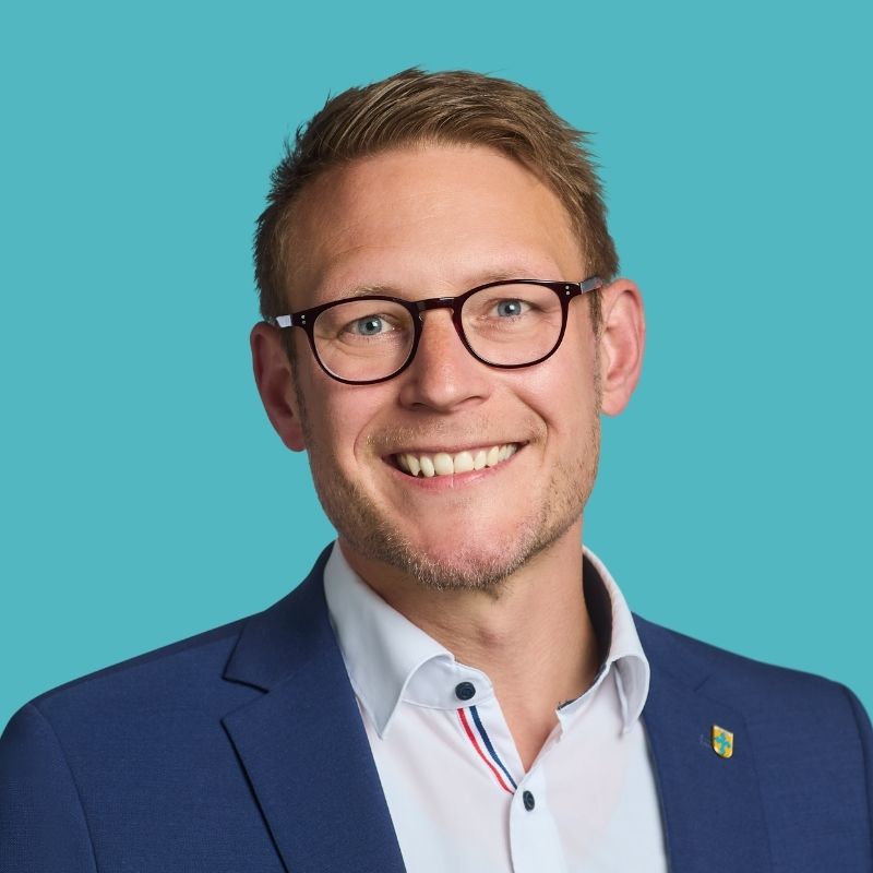  Stephan Dweir